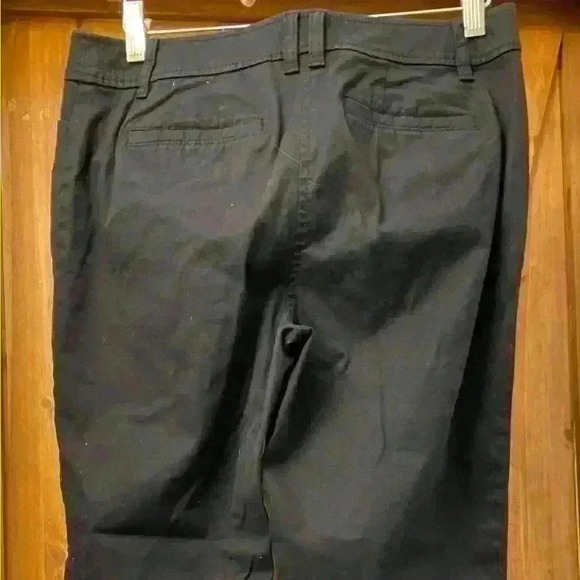 Talbots Woman’s Perfect Crop Pants -Black Size 6 - Picture 4 of 6